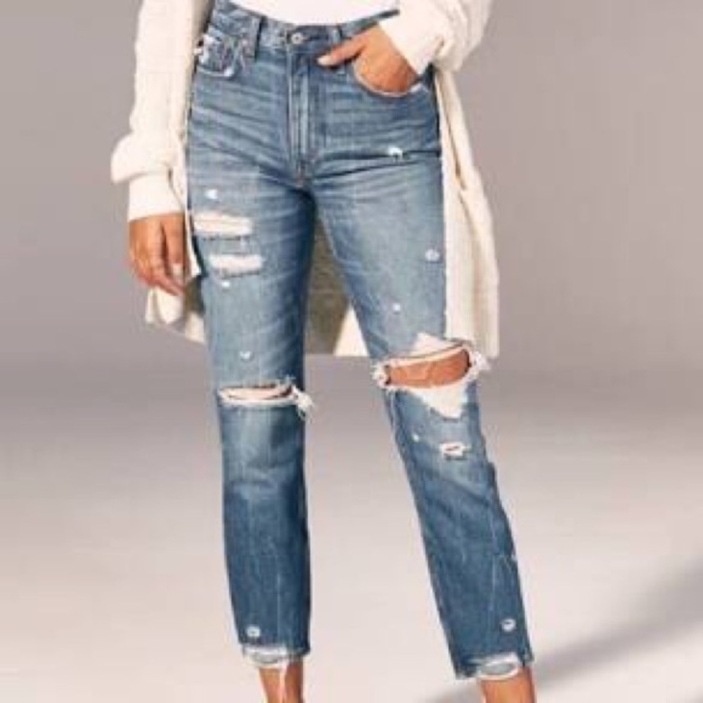 Abercrombie Mom Jean size 29
